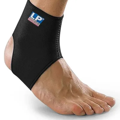 32e17bc652d54642912d30e818e1b1e6-mmedium محافظ طبی قوزک و مچ پا LP ساپورت 704 | مشکی - Image 1