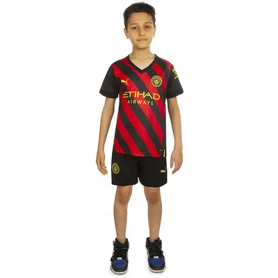 6e056843-415f-443d-aae4-bf5885e74018-mmedium ست پیراهن شورت فوتبال بچه گانه منچسترسیتی پوما | قرمز/مشکی - Image 1