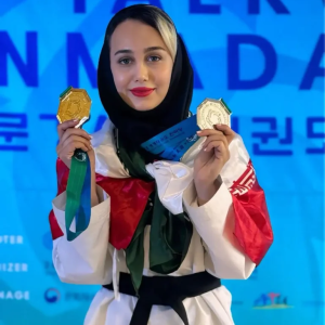فرناز امینی مربی بین المللی تکواندو