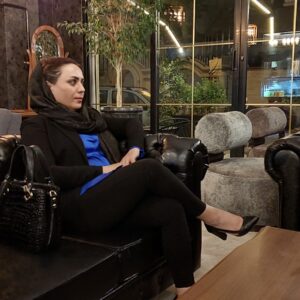 سارا آقاجانی پور مربی بدنسازی خصوصی وعمومی و فیتنس گروهی در کرج