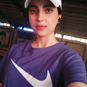 هلن زال مربی بدنساز و حرکات اصلاحی در اهواز