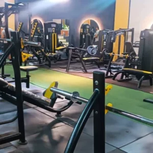 باشگاه دی من (Day Man Gym)