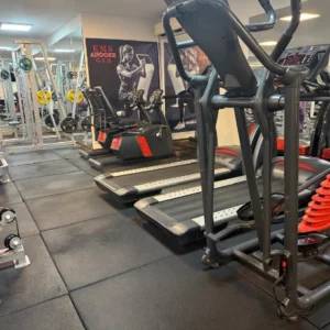 باشگاه ورزشی انوش (Anoosh Gym)