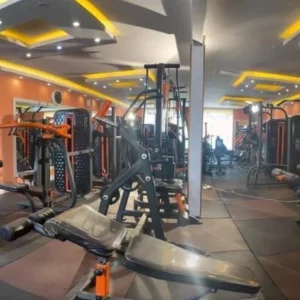 آکادمی ورزشی سرو (sarv fitness)